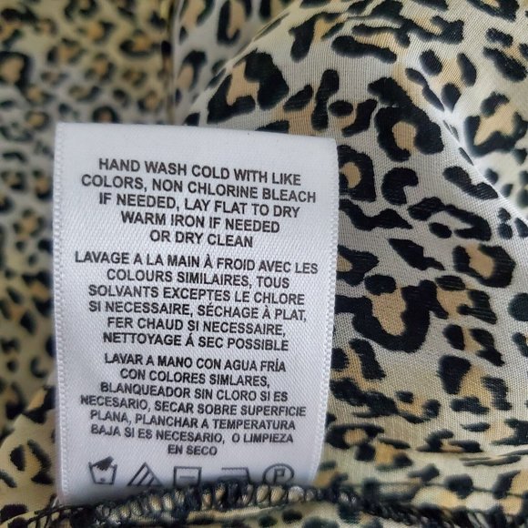 Velvet Graham & Spencer Womens Animal Print Blouse Size S Ruffled V Neck Sheer - Picture 6 of 10